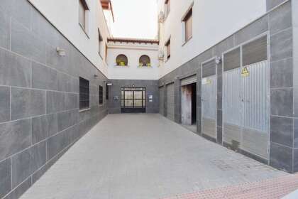 Коммерческое помещение Продажа в La Zubia, Zubia (La), Granada. 